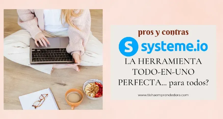 Chica con ordenador. Pros y contras de Systeme.io: la herramienta todo en uno, perfecta para quién?