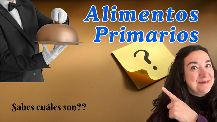 Chef con un plato tapado, Tisha señalando con un signo de interrogación. Texto: alimentos primarios, sabes cuáles son?